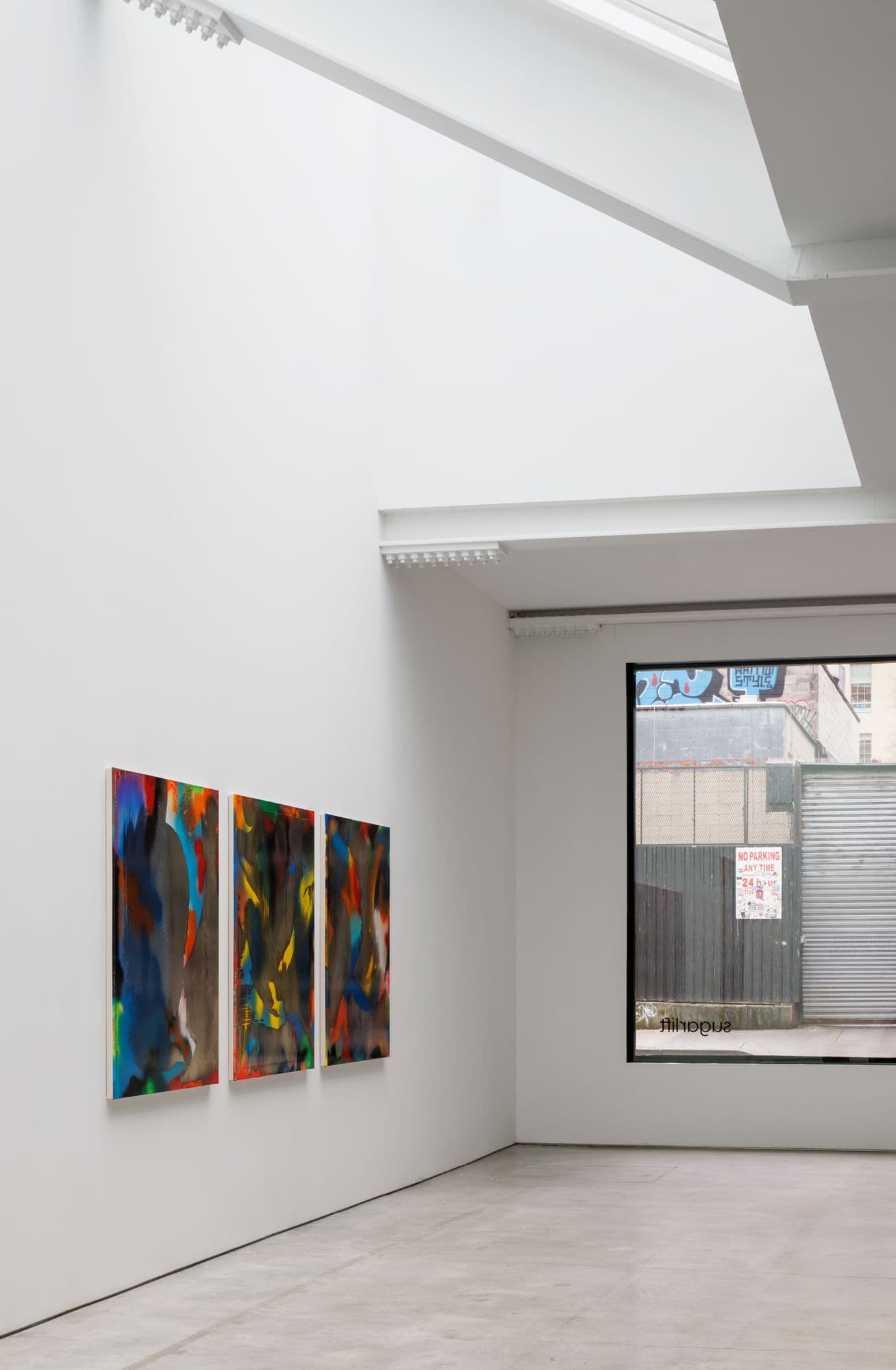 Jimi Gleason: Liquid Color, installation view