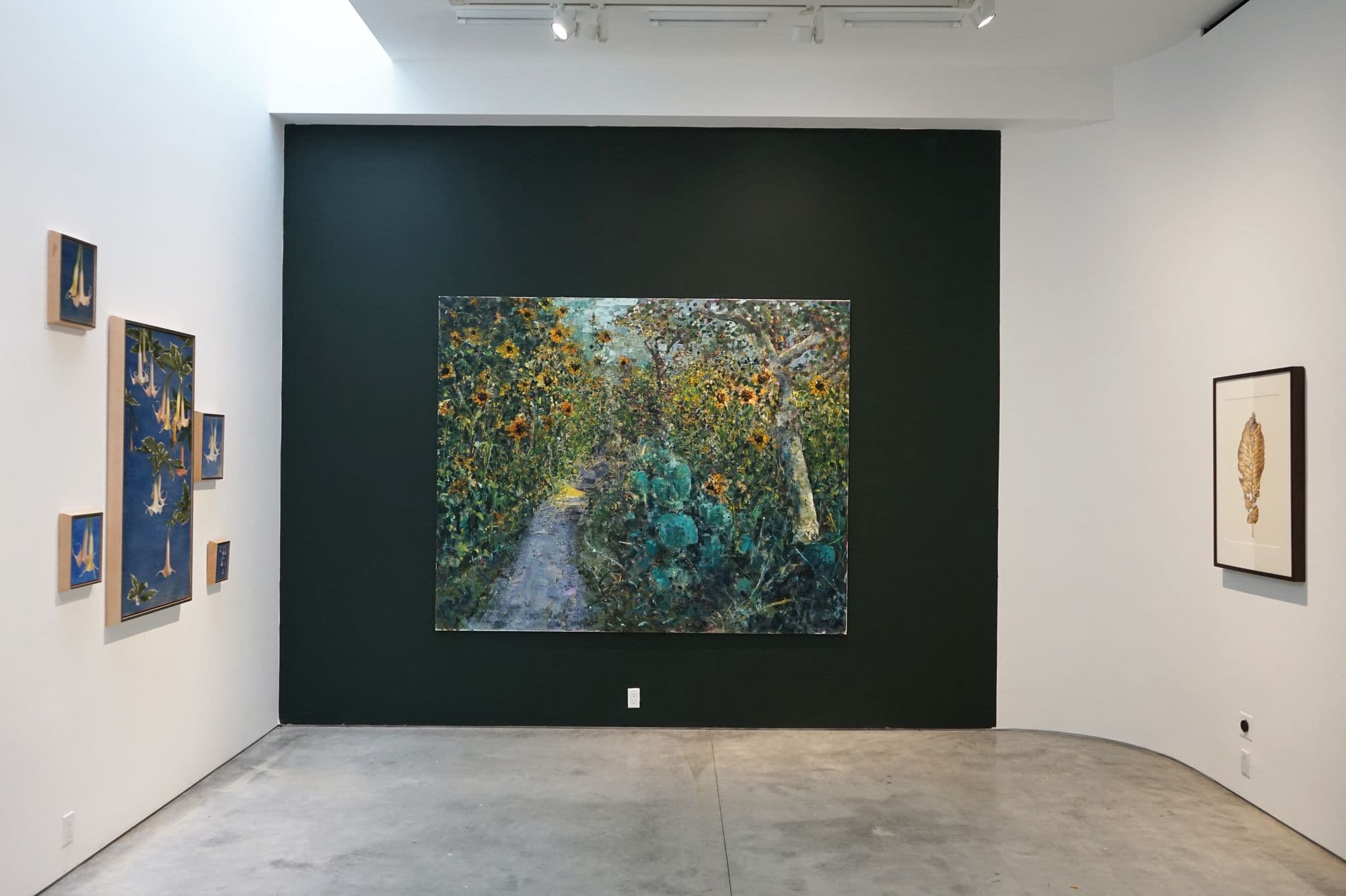 Flora Nova: Painting Nature Now, installation view